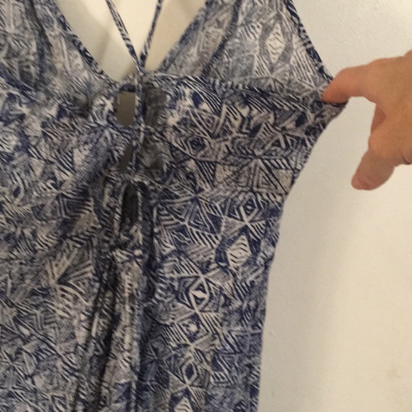 💙🤍Forever 21 Maxi Dress (S) Like New 🤍💙 - Picture 6 of 10